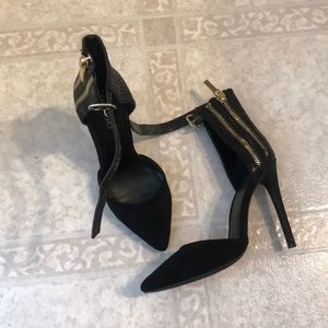 Bebe heels